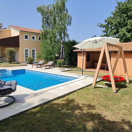 Sunny Garden Villa With Pool Loborika Экстерьер фото