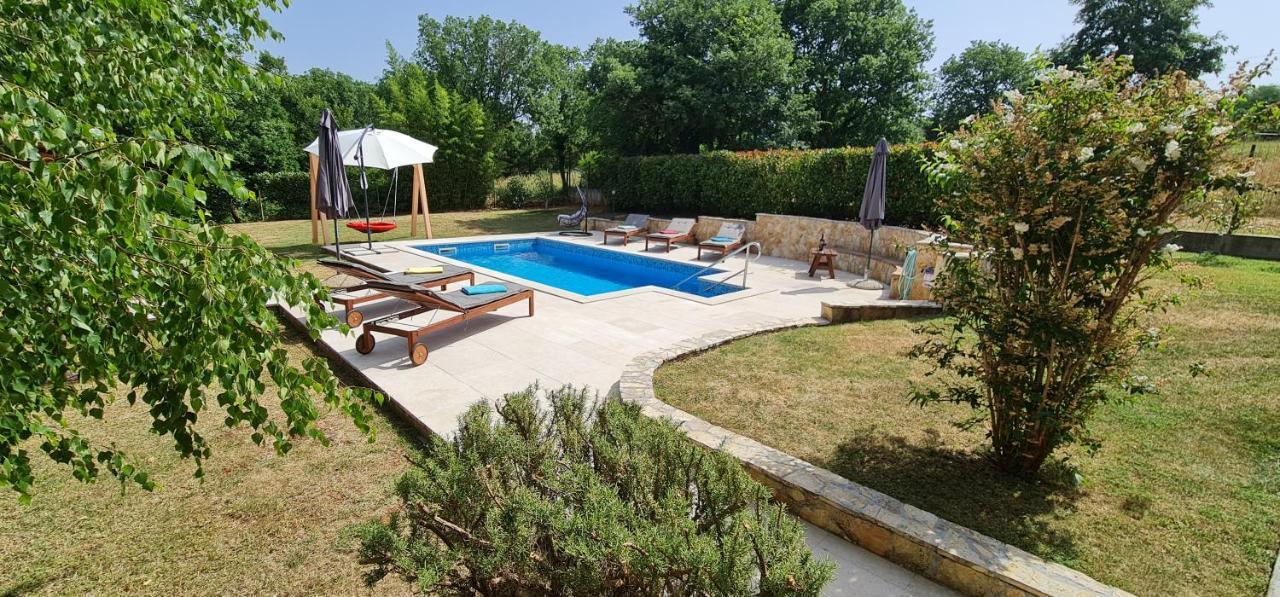 Sunny Garden Villa With Pool Loborika Экстерьер фото